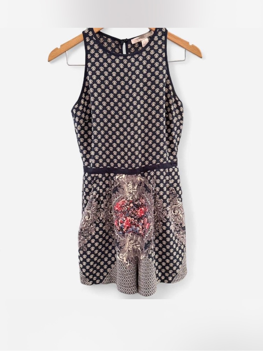 Forever 21 Navy romper Sz XS Floral bohemian hippie indie summer resort